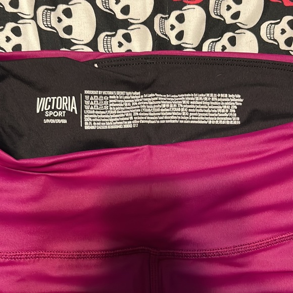 Victoria Secret Knockout Matching Workout Set - Picture 7 of 7